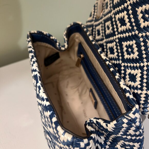 Guess Rianee Convertible Crossbody Bag - Picture 7 of 12